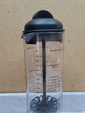 Pampered Chef Measure, Mix and Pour #2
